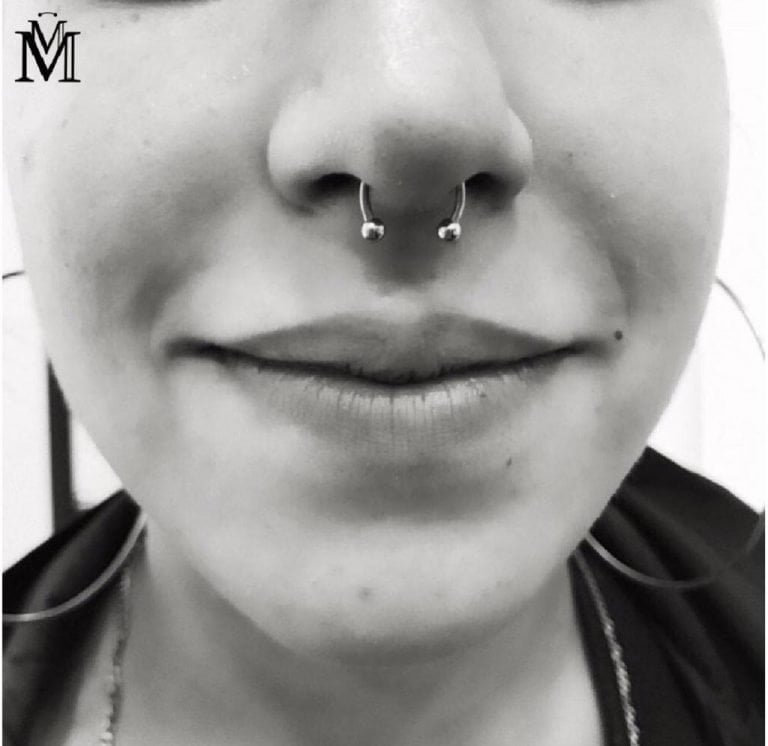 Piercing septum con aro